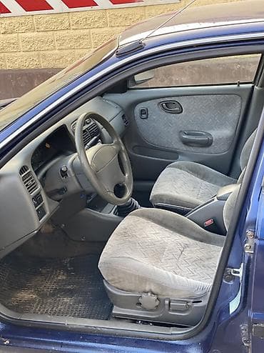 outback xt: Suzuki Baleno: 2000 г., Бензин, Седан — 5