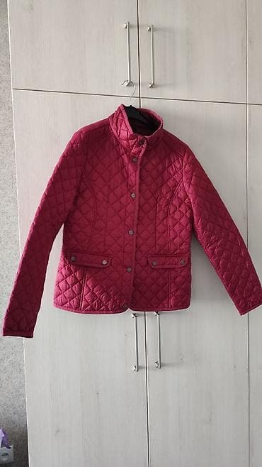 деми куртки: Стёганая женская куртка демисезонная цвета фуксии/ягодный. В отличном — 2