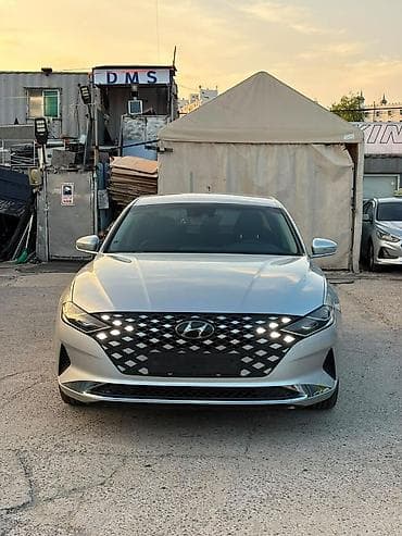 byd e2 2022: Hyundai Grandeur: 2021 г., Седан — 1