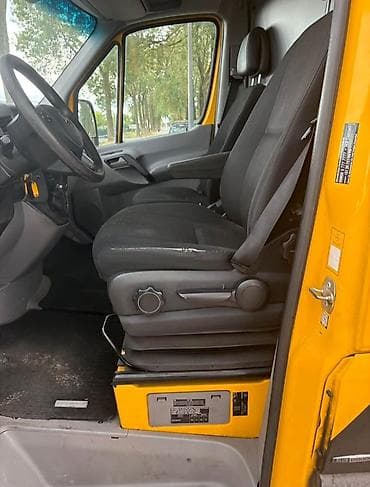 Mercedes-Benz Спринтер: 2015 г., 2.2 л, Автомат, Дизель, Бус at lalafo.kg — 9 Mercedes-Benz Спринтер: 2015 г., 2.2 л, Автомат, Дизель, Бус — 9