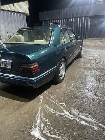 панель 124 мерс: Mercedes-Benz W124: 1995 г., 0.2 л, Механика, Бензин, Седан — 6