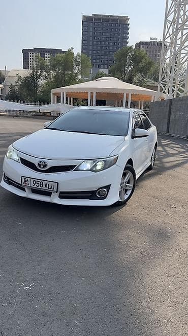 byd e2: Toyota Camry: 2014 г., 2.5 л, Автомат, Бензин, Седан — 2