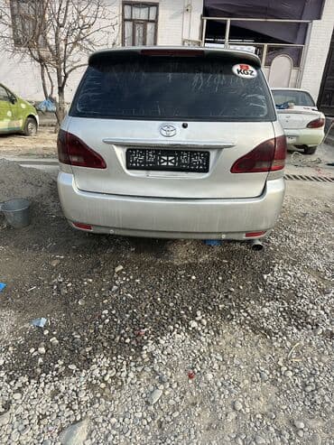 митсубиси спайк стар: Toyota Avensis Verso: 2002 г., 2 л, Механика, Дизель, Минивэн — 6