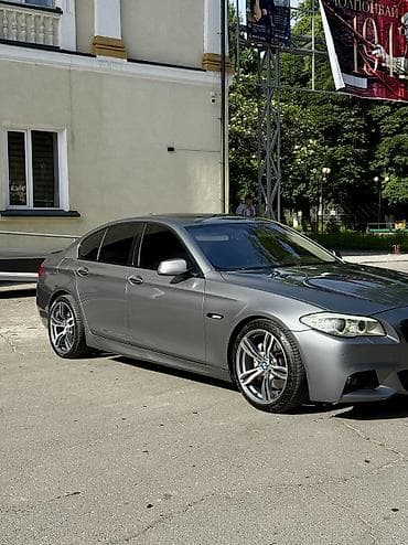 camry 2010: BMW 5 series: 2010 г., 3.5 л, Автомат, Бензин, Седан — 10