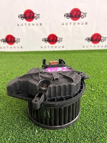 Коленвалы: Мотор печки Audi A4 B6 2.0 ALT 2003 (б/у) — 1