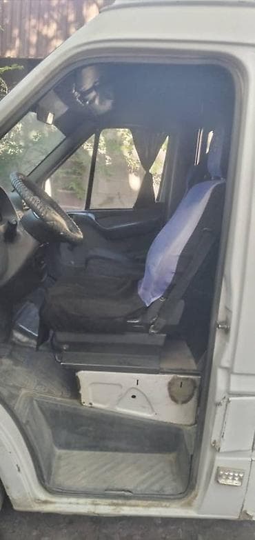 рул спринтер: Жүк ташуучу унаа, Mercedes-Benz — 3