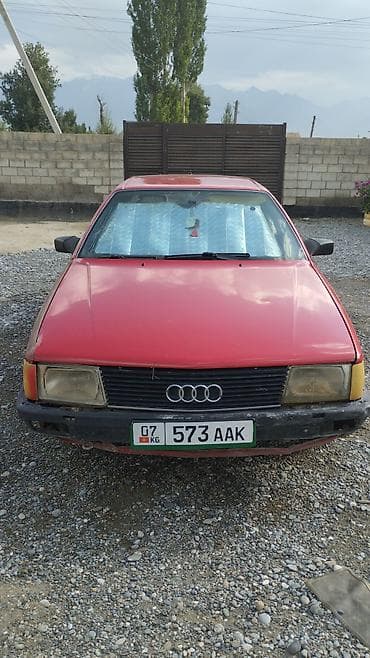 subaru aksent: Audi 100: 1977 г., 2.2 л, Седан — 2