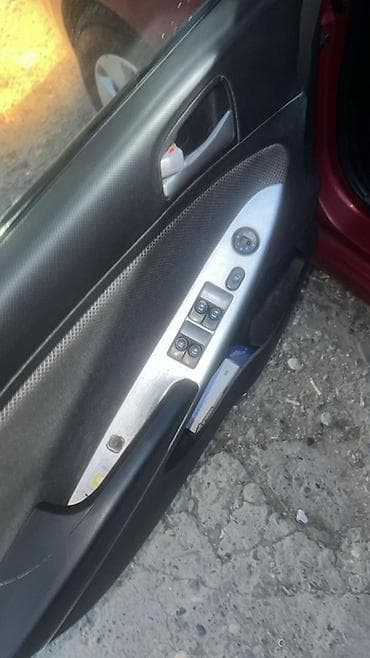 Hyundai Solaris: 2014 г., Механика, Бензин — 8