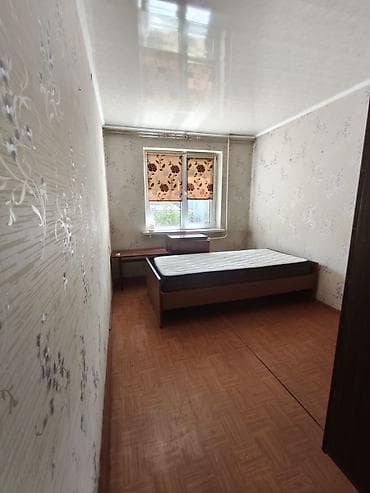 osh flat: 2 комнаты, 44 м², 3 мкр 104 серия, 3 этаж — 6