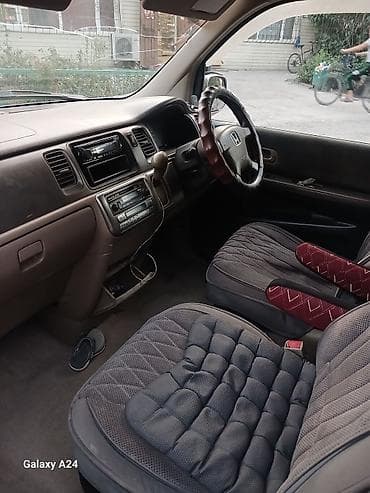 Honda Stepwgn: 2001 г., 2 л, Автомат, Бензин, Вэн/Минивэн — 6