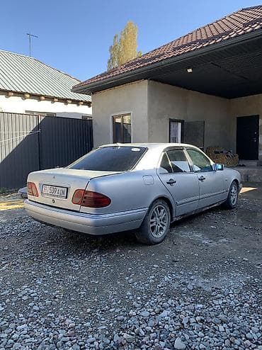 bme e34: Mercedes-Benz E-Class: 1996 г., 2 л, Механика, Бензин, Седан — 4