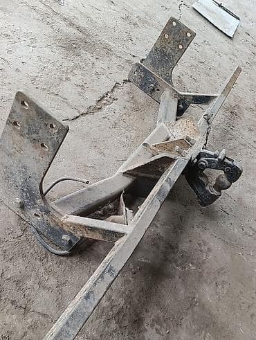 фары на кенгурятник: Фаркоп Для грузовых авто Новый, Самовывоз — 5