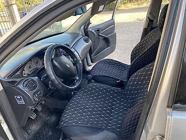 форд таунус: Ford Focus: 1998 г., 1.6 л, Механика, Бензин, Хэтчбэк — 5