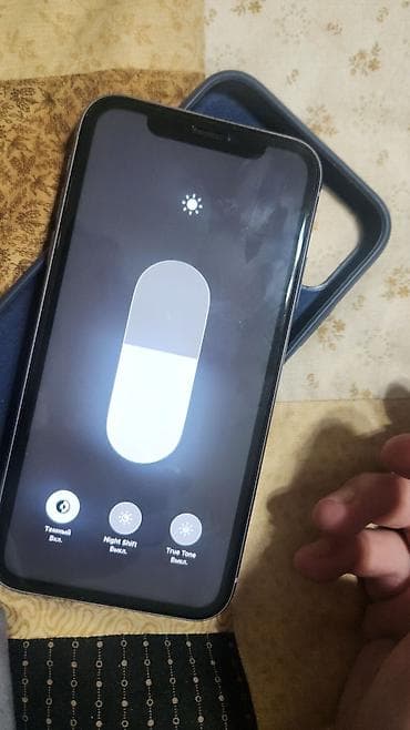 iphone 1e: IPhone 11, Б/у, 128 ГБ, Deep Purple, Чехол, 100 % — 2