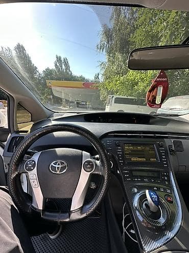 Toyota Prius: 2010 г., 1.8 л, Робот, Гибрид, Хэтчбэк — 6