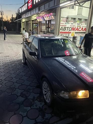 2 9 тди: BMW 3 series: 1992 г., 2.5 л, Кол менен иштөөчү, Седан — 4