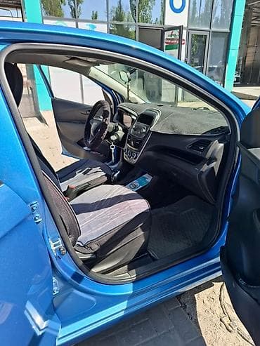 1: Chevrolet Spark: 2016 г., 0.1 л, Вариатор, Бензин, Хэтчбэк — 9