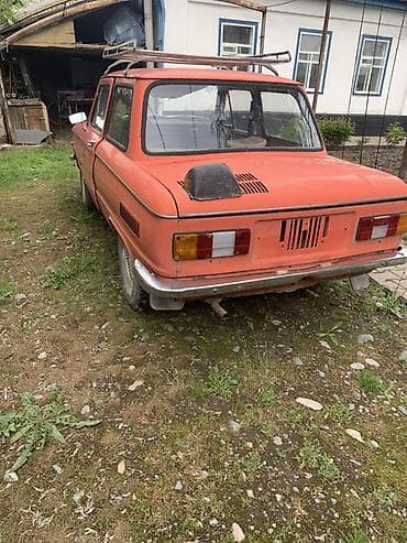 зикир авто: ЗАЗ-968 «Запорожец», оранжевый, двухдверный хэтчбек с задним — 2