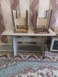 Кухонный стол и стул, Б/у, Самовывоз