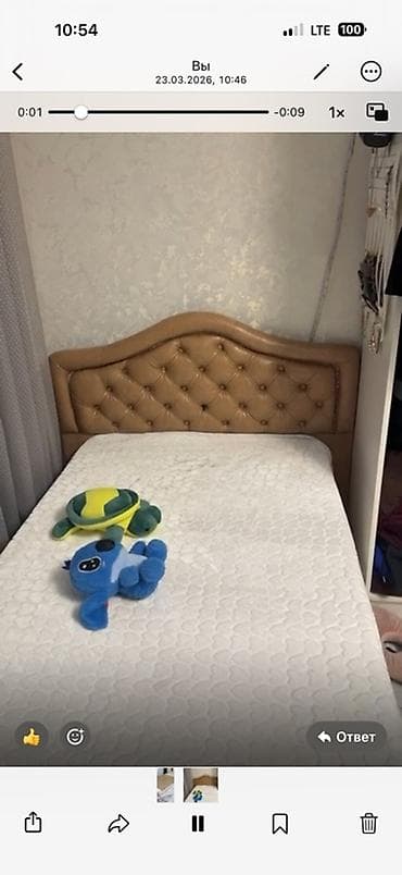 продаю односпальную кровать: Односпальная кровать, С мягким изголовьем, длина - 190 см — 1