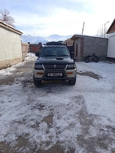 Mitsubishi Pajero Sport: 1996 г., 2.3 л, Кол менен иштөөчү, Дизель, Жол тандабас