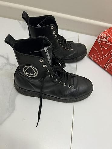 Мужские ботинки, 41, Alexander McQueen, Б/у, цвет - Черный, Самовывоз, Платная доставка