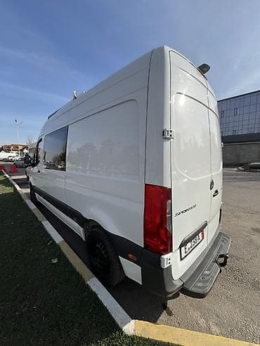 sprinter 4x4: Легкий грузовик, Mercedes-Benz — 4