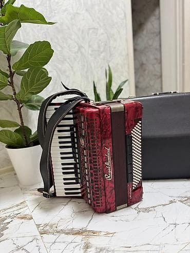 meteor: Аккордеон Royal Standard Meteor, красный перламутровый корпус — 6