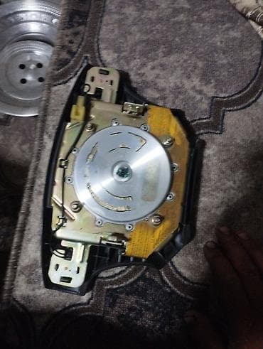 мониторы портативные: Подушка безопасности Daewoo — 1