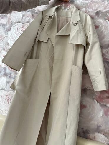 Плащ как новый цена 800 сом