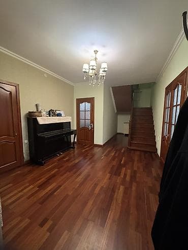 теплый бассейн: 4 жилые комнаты, два санузла, две веранды, холл, пристройка с казанами — 7