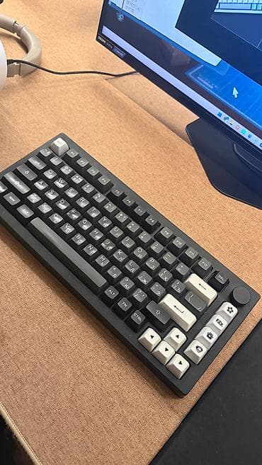 intel core i7: Клавиатура, Механическая, Проводное подключение — 7