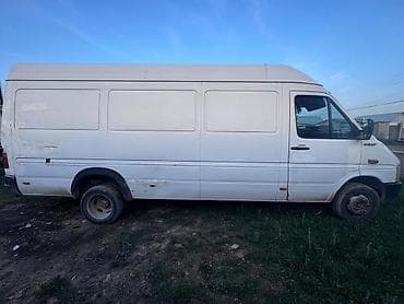 2 4 д: Легкий грузовик, Volkswagen, Стандарт — 2