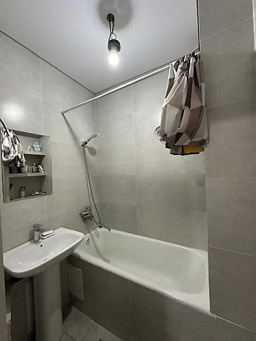 4 bedroom: 3 комнаты, 64 м², 106 серия, 2 этаж, Евроремонт — 8