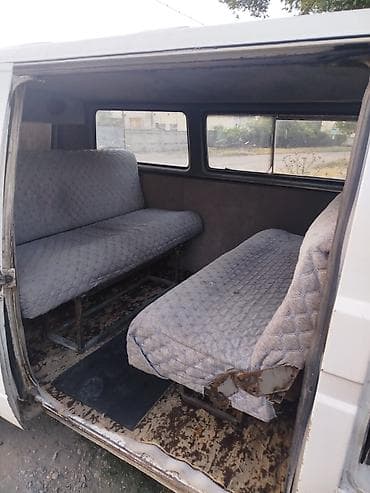 Продажа авто: Volkswagen Transporter: 1989 г., 1.9 л, Механика, Фургон — 6