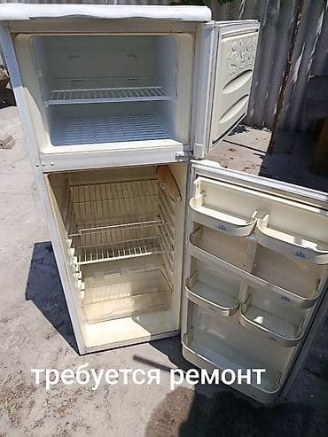 fridge: Холодильник с верхней морозильной камерой. - Тип: двухкамерный — 1