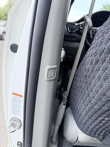 kia karneval: Kia Carnival: 2017 г., 2.2 л, Автомат, Дизель, Минивэн — 8