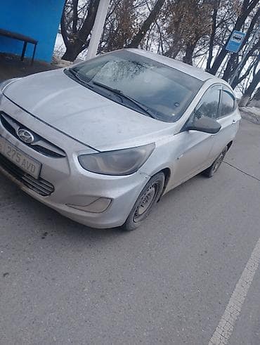 электромобили на продажу: Hyundai Solaris: 2012 г., 1.6 л, Автомат, Бензин, Седан — 3