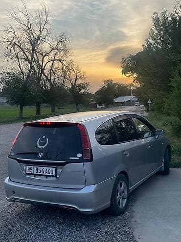 roewe i6: Honda Stream: 2004 г., Автомат, Бензин, Универсал — 1