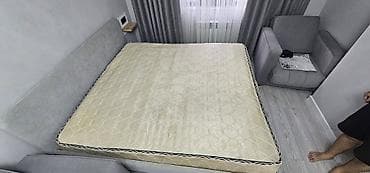 small table: Двуспальная кровать, Б/у, С матрасом, длина - 2000 см — 4