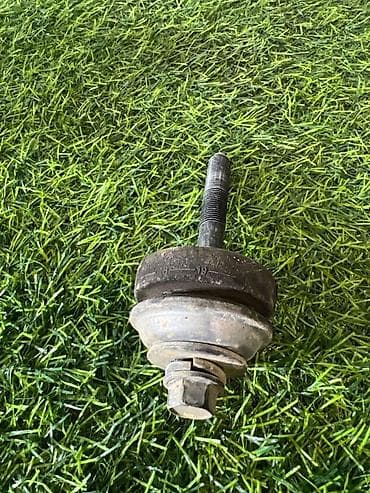 rex sprinter: Кронштейн кузова (body mount) для SsangYong Rexton Sports, 1 — 1