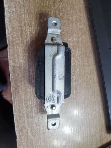 запчасти митсубиси паджеро 2: Замок двери Mitsubishi Б/у, Оригинал, Япония — 2