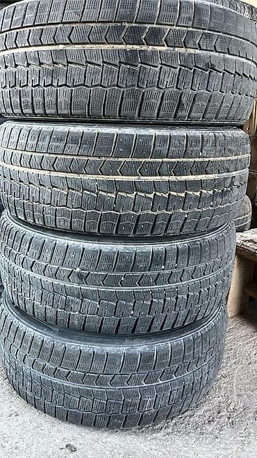 Шины 225 / 45 / R 18, Зима, Комплект, Легковые, Dunlop