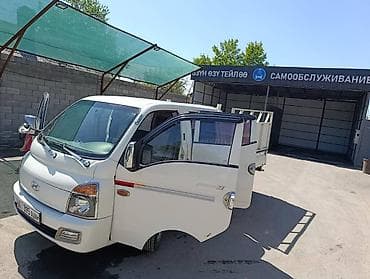 faw j7: Легкий грузовик, Hyundai, Дубль, 3 т, Б/у — 2