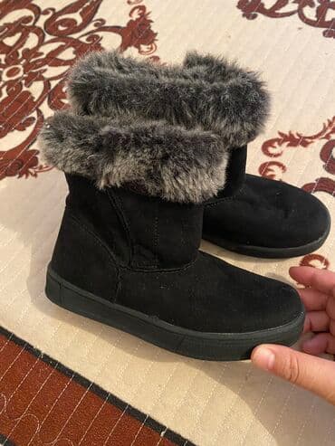 сапоги из натурального меха и кожи: Новые сапоги для девочек (замши) Размер: 30 Lupilu Германия Есть — 1