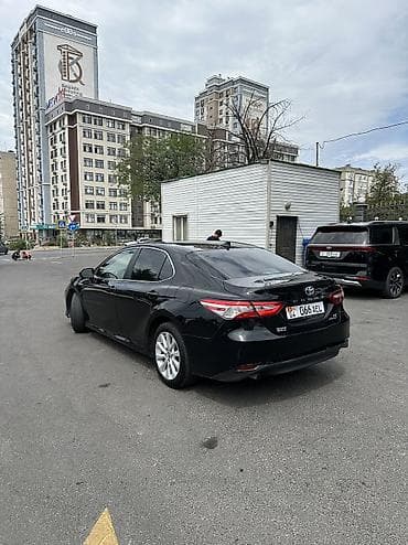 Унаа: Toyota Camry: 2020 г., 2.5 л, Автомат, Гибрид — 6
