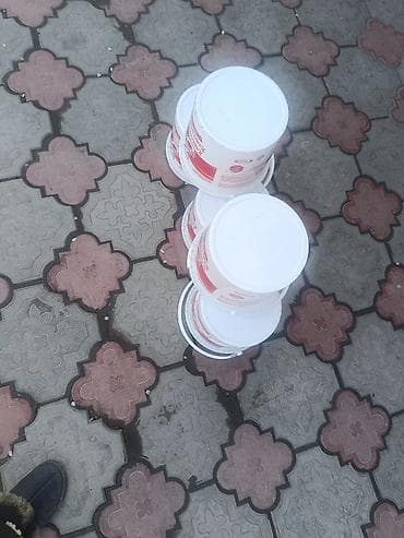 Кухонные принадлежности: Пластиковые ведра и ручками, фасовка из-под кетчупа «3 желания» — 3