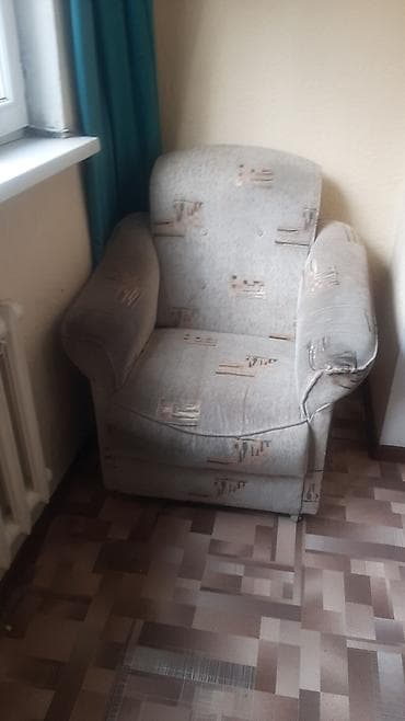 used bed: Прямой диван, Б/у — 2