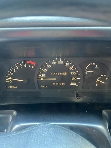 exeed vx: Daewoo Nexia: 2001 г., Механика, Бензин, Седан — 2