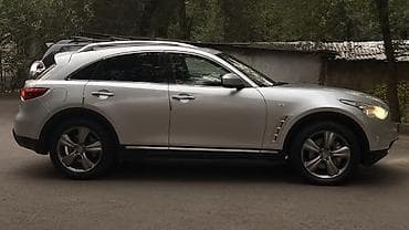 Infiniti FX35: 2010 г., 3.5 л, Автомат, Бензин, Кроссовер — 2